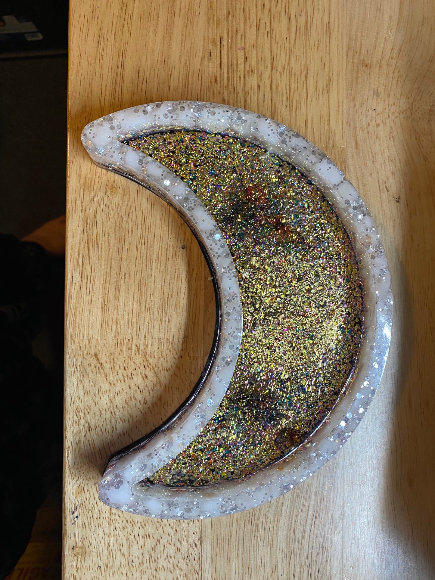 Resin Moon Trinket Trays (example pics only)made to order