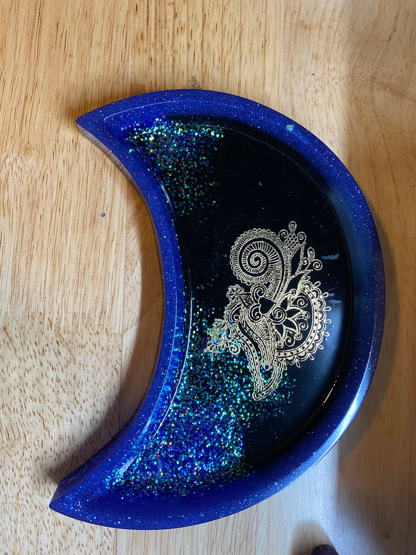 Resin Moon Trinket Trays (example pics only)made to order